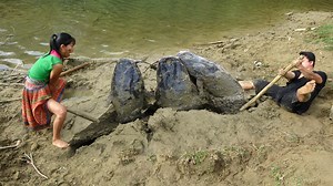 39K views · 2K reactions | Survival skills - Catch big catfish live underground and cooking fish - Eating delicious © Copyright by Primitive Cooking KT | Primitive Cooking KT | Facebook