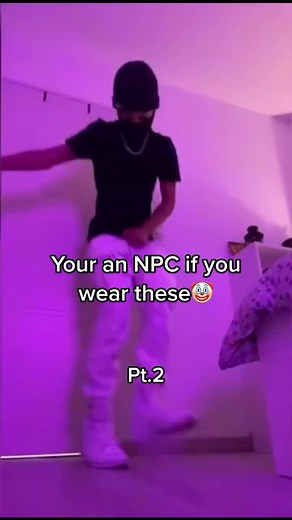Top Clothing Items to Avoid Being Labeled as an NPC