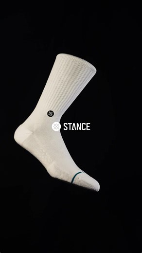 The simple, perfect essential that elevates your entire day. Experience the classic style and uncompromising comfort that makes the Icon sock a true original. | Stance