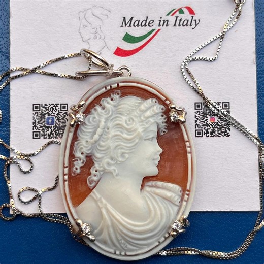 Handmade Shell Cameo Pendant, Woman Profile Necklace, Silver Frame, Bridal Jewelry, Bridesmaid, Friendship, Wedding Gift - Etsy
