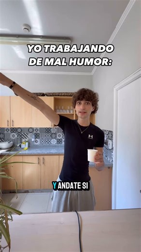 Mati Spano on Instagram: "19 pesos #matispano #comedia #humor"