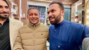 Canada Se Piyar He Piyar | Meet and Greets With ‪@ZubairRiazz‬ | Mississauga Ridgeway Plaza Food | Village Food Secrets