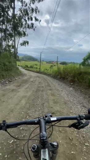 Look what cycling does to you, it makes you happy #bike #ilovecycling #santacatarina