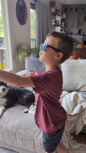 "Ari is a deutan red/green colorblind. When he looked at our backyard (lots of trees and grass), he thought it was red but can now distinguish better between green and red! His sweet reaction had me in tears. He was so overwhelmed but so happy! Plus, he looks totally cool!" Thanks for sharing Mary ❤️ - - #enchromaglasses #enchroma #accessibility #daltonico #farbenblind #daltonien #colorblind #colorblindglasses #colorblindness | EnChroma