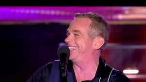 Garou - Medley années 70 (Le Sud, En chantant, Salut les amoureux) - Extrait vidéo Fête de la musique
