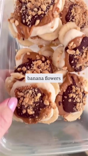 First comment “SNACKS” to get 40 of our families favorite protein packed snack recipes that you can make in minutes from home! It could solve SO many of the daily battles. The mood swings. The picky eating. The endless snack begging. The crashes and tantrums. It’s not about being perfect, it’s about giving their little bodies what they actually need. And trust me, the shift is worth it. Less chaos, more calm. Less sugar, more nourishment. More energy for everyone. Comment “SNACKS” to get my best