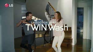 834K views · 2.6K reactions | El doble tambor de nuestra LG TWIN Wash te permitirá hacer dos coladas a la vez, y eso significa que podrás tener más tiempo para hacer lo que a ti te guste.  ¿Te animas a celebrarlo bailando como en este vídeo?  | LG Global | Facebook