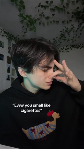 Razi (@razi.monroe)’s video of smelly