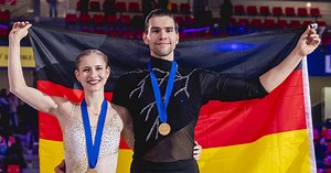 ISU Grand Prix of Figure Skating Final : Ilia Malinin wins