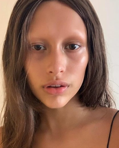 Shaved Eyebrows Tutorial: How to Shave Eyebrows Safely