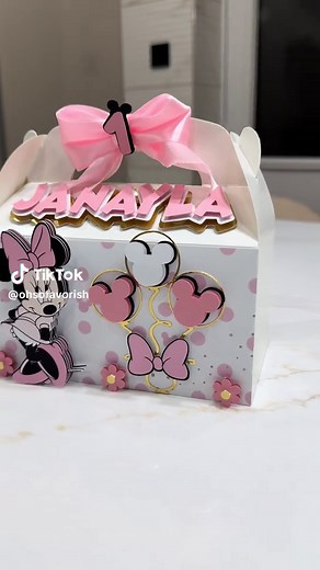 Minnie Mouse Custom Gift Box for Janaya