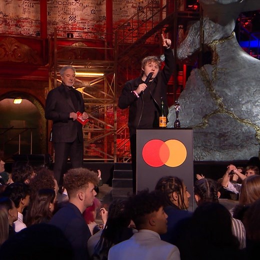 Lewis Capaldi is thankful for all the love 😂 | BRIT Awards