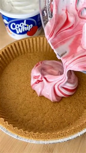 4-Ingredient Cherry Cool Whip Swirl Cheesecake Creamy No-Bake Cherry Swirl Cheesecake with Fluffy Cool Whip Clouds Ingredients: 1 pre-made graham cracker crust (9-inch) 8 oz cream cheese, softened | Easy Recipes