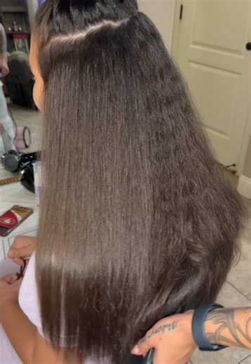 Achieve Smooth and Shiny Hair with These Tips