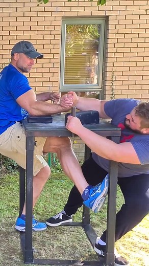 1.5M views · 4.6K reactions | Great Power #armwrestling #armwrestligchallenge #armwrestler #armwrestlingcome | Arm Wrestle | Facebook