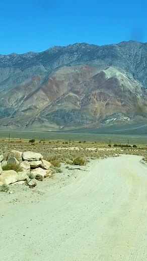 Lone Pine, California #sierranevada | Bob Vallr