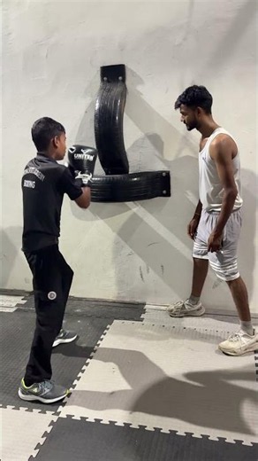 Insane Punching Power! Are You Ready? 💣#boxinglife