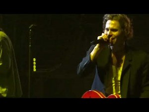 5 Seconds of Summer - Teeth - October 15, 2019