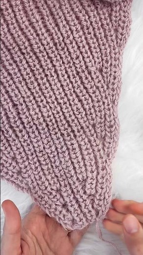 Knit Baktus Scarf