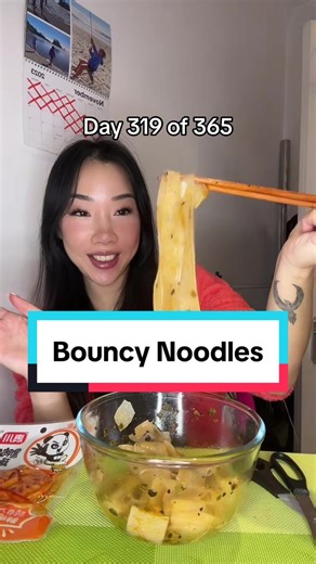 Delicious Glass Noodles Mukbang with GG: Broad Noodles & Mackerel