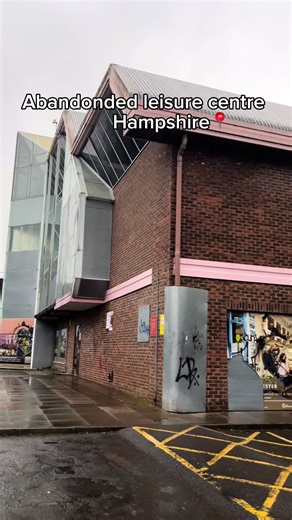 Exploring an Abandoned Leisure Centre in Hampshire