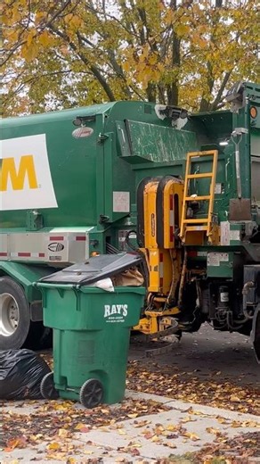 WM Auto Car Labrie Automizer Flipping lids in Action!