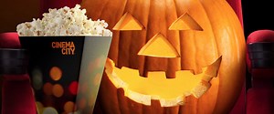 35K views · 161 reactions | Noaptea de groază se trăiește din plin, la film! Tu decizi la câte filme #horror, pline de #mister și #suspans reziști, iar noi băgăm spaima în prețuri! La animațiile preferate, reducere și ceva dulce pentru cei mici! Vino la cinematograful tău preferat și profită de oferta noastră de #Halloween! Am pus biletele în vânzare la case! | Cinema City Romania | Facebook