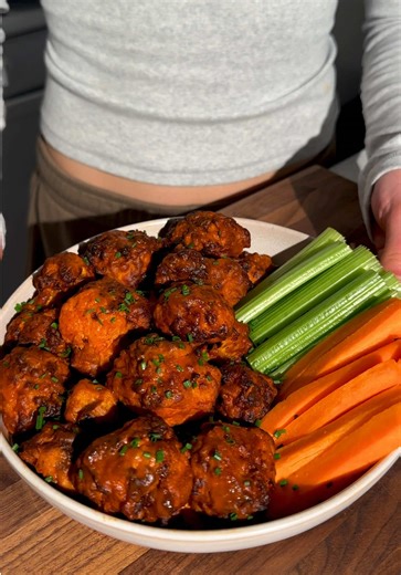 Crispy Buffalo Cauliflower Wings for Super Bowl