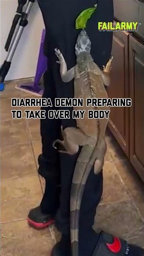 Did anyone else see that? 😬 #cyclospora #food #lizard #horror #failarmy