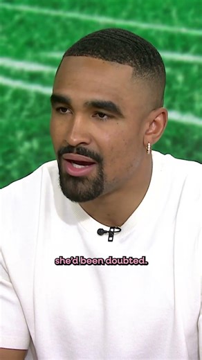 Jalen Hurts Discusses His All-Female Management Team