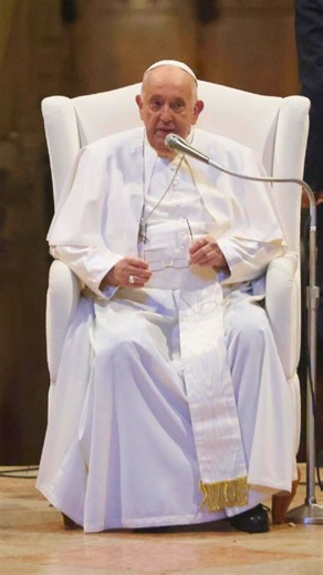 440K views · 26K reactions | The first point on Pope Francis’ agenda during his visit to Verona on Saturday was a meeting with women and men religious in the Basilica of St. Zeno. Addressing the priests, the Pope encouraged them to be merciful during Confession. He urged them not to allow the Sacrament of Reconciliation to be a “torture session.” | Vatican News | Facebook