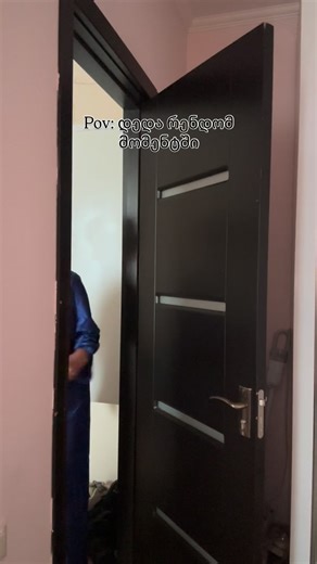 𝑵𝒂𝒕𝒊𝒂 𝑻𝒔𝒖𝒍𝒖𝒌𝒊𝒅𝒛𝒆 on Instagram: "გაუგზავნე დედას 😂"