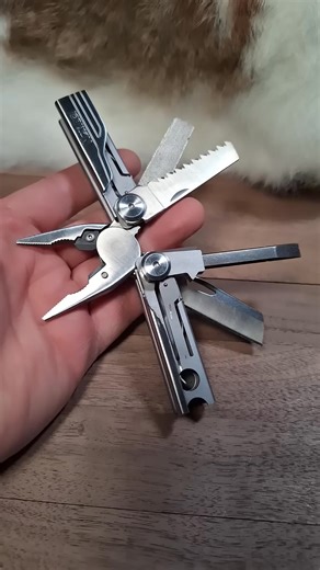 Crazy Multitool Insane Mod!!😬 | Benjamin & MacLeod