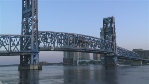 Jacksonville leaders look to make Main Street Bridge a national landmark