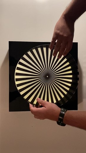 Exploring Op Art with Kinetic Moiré Effects