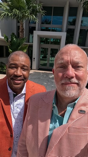 Why network with strangers when you can connect with fellow Canes? 💼 Join Cane2Cane.miami.edu and become the Cane someone’s been waiting to meet—whether it’s for mentorship, career advice, or to engage with fellow Canes in a supportive, professional network. P.S. Count the “Cane” mentions in this video and drop your guess below for a chance to win UM swag! #Cane2Cane #UMAlumni #ToppelCareerCenter | University of Miami Alumni Association