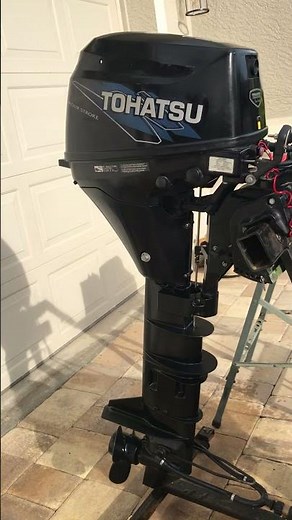 Running Tohatsu 9.8 HP 4-Stroke Outboard