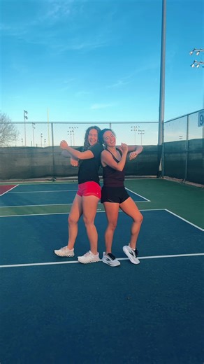 Blame it on the boogie🩵#fyp #bsf #pickleball #viral #dance @S🦒 @STELLE 🤓