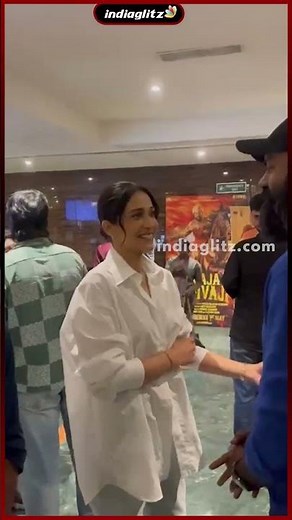 29 படம் celebrity show க்கு cute ஆக வந்த Regina Cassandra 🥰😍