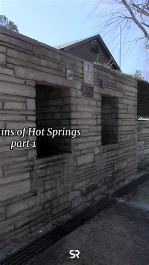 Part 1 of exploring Hot Springs’ publicly accessible, drinkable spring fountains ⛲️ These are just some of the free spring fountains locals and visitors can stop at around town: 💧Whittington Spring (Located between Quartz St. and West Mountain Drive on Whittington) 💧Happy Hollow Spring (231 Fountain St.) 💧Noble Fountain (Reserve St. at the south entrance of the Grand Promenade) 💧National Park Service Admin Building fountain (101 Reserve St.) Stay tuned for part 2! • • • • #TheSentinelRecord 