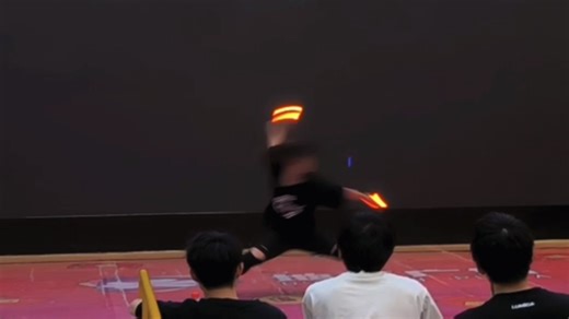 很遗憾主包没有听到check set open 只听得到有人喊的拜拜耶斯特嘚盖住了check set open和bgm