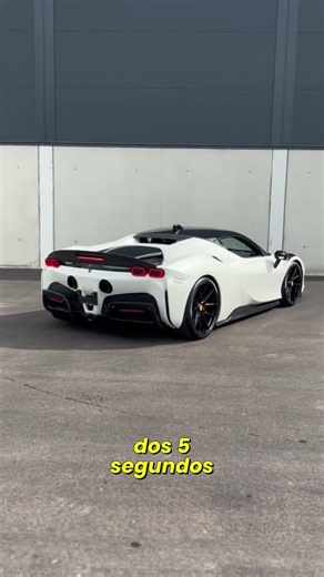 Ferrari SF90 Stradale VS McLaren 720S 🤔 #ferrari #mclaren #supercars #cars #coches #shorts