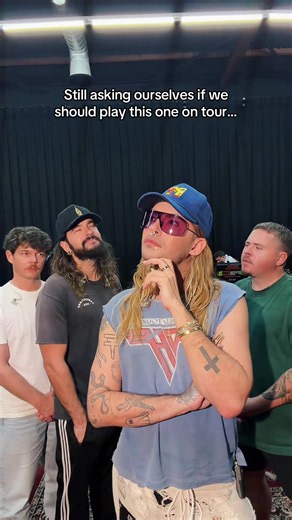 Tokio Hotel: Should We Play This Song on Tour? Fan Vote!