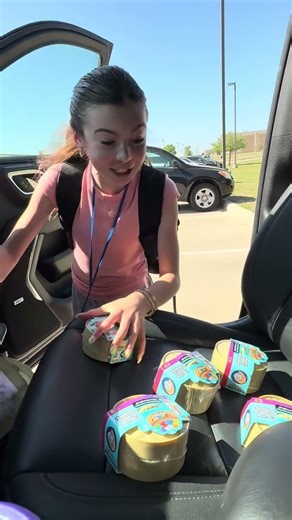 My dumpling reaction 🩰🎉💐❤️🪩🤩 #dance #4urpage #blowup #pink #skiing