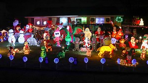 Looking for local lights displays? Find holiday light displays in Delaware using our map