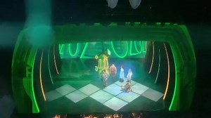 When the spotlight operator op films without sound - but your friend happens to audio record from the audience … YOU CAN PUT THEM TOGETHER! I give you ‘Glindas Last Drive By Soprano-ing’ at The London Palladium! (& Yes. Ashley Banjo loves me) More Wizard of Oz - The Musical posts to come! | Christina Bianco