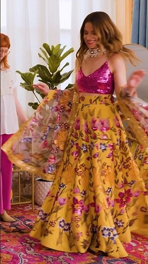 LOVING this bright modern lehenga option for this bride’s Sangeet 🪩 | Commit to the ‘Fit | The Knot