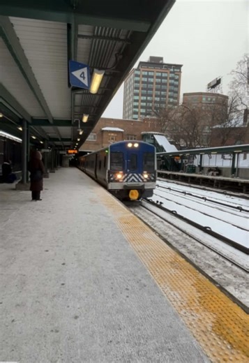 Nice SAAHC hornshow by 943 to Wassaic as an M7A with the nice engineer! #fyp #train #metronorth #M7A