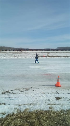 Sleds Racing on Reels