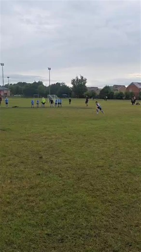 Reliving this moment in the summer 2025. 6 a side tournament. 0-0 in the final it goes to extra time....every 1 minute a player is removed until there a sudden death winner. It comes down to 1v1.. On the whistle go..... Up steps JT. What a moment!!!! 🙌💪 ⚽🥅🤯 #Scenes #grassroots #Coach #Welovefootball #Proud